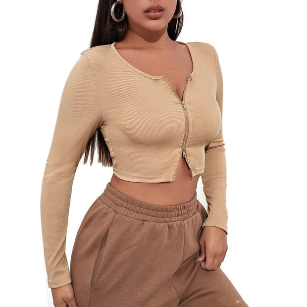 Women’s ribbed front-zip crop top in khaki, trendy and fitted.