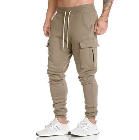 Men’s cargo jogger pants in khaki, casual and rugged style.