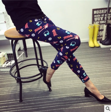 Colorful patterned leggings, versatile and stylish comfort wear.