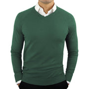 Men’s classic V-neck long-sleeve sweater in green, perfect for layering