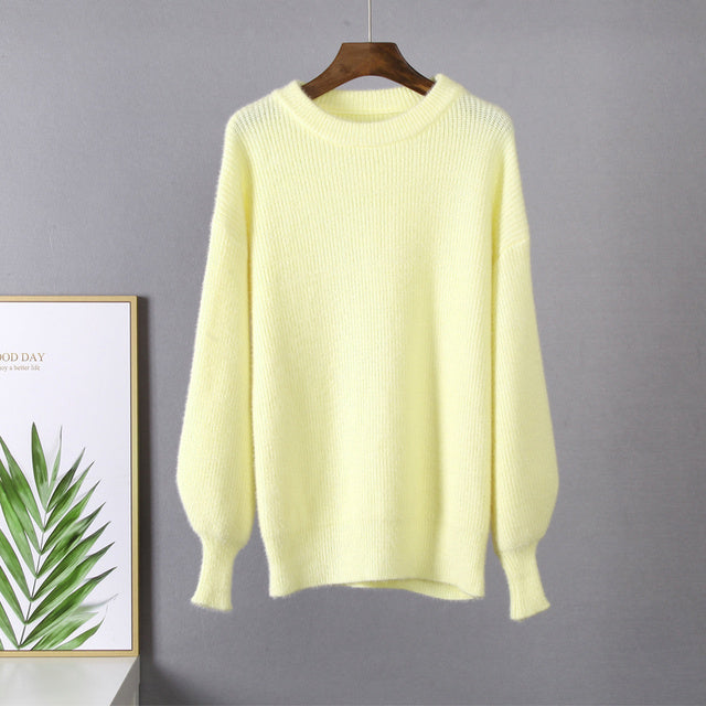 Women’s soft cashmere knit sweater in yellow